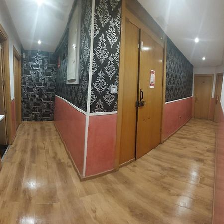 Hostal Noviciado Madri Exterior foto